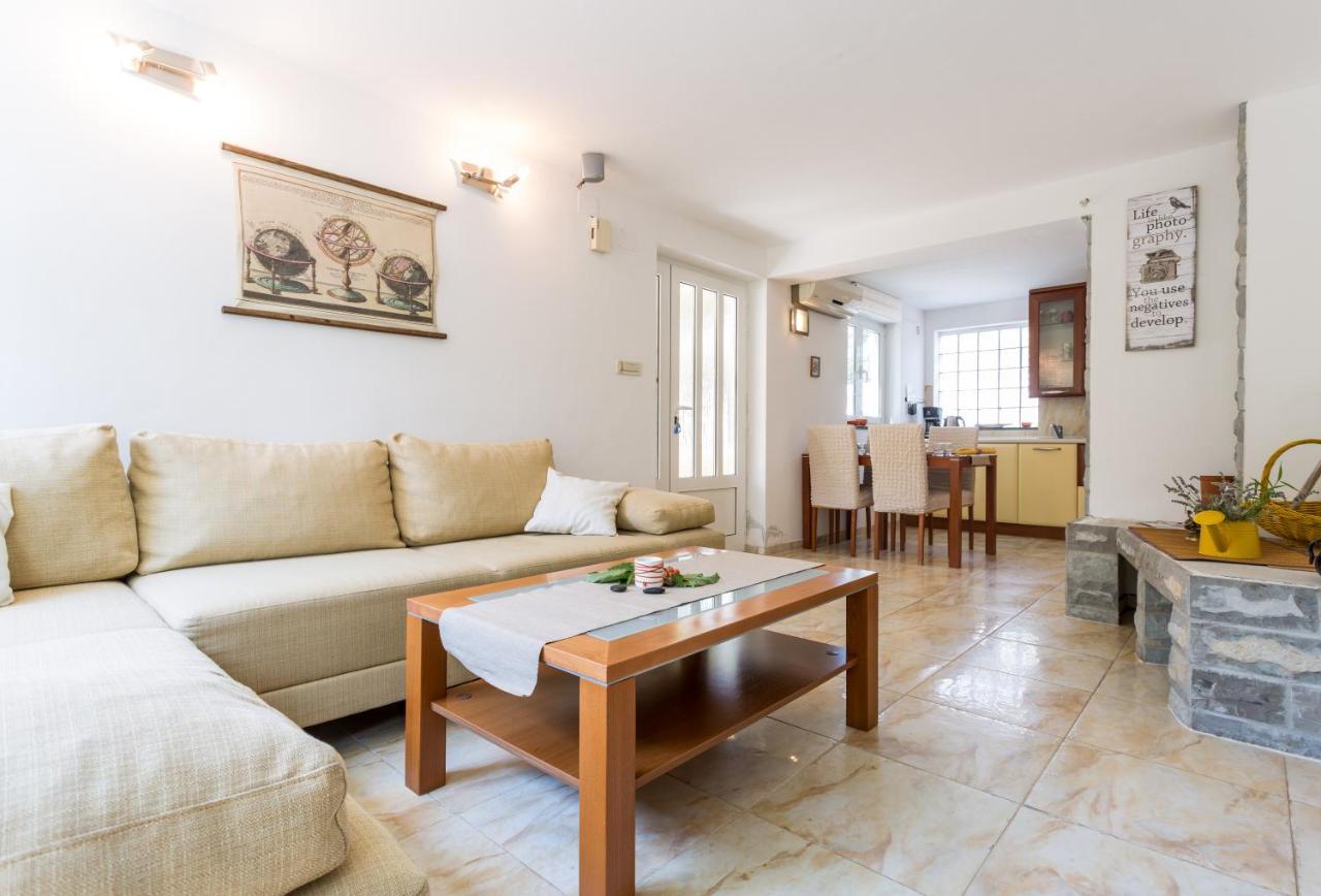Molnar Resort Apartment Sergej Brzac Eksteriør bilde